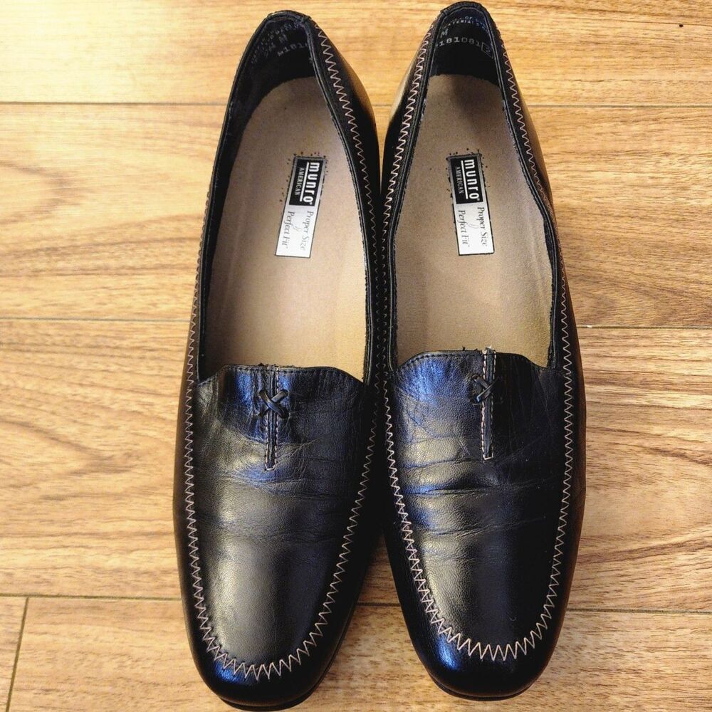 Munro American Black Leather Loafers Size 9.5 M Proper Size Perfect Fit